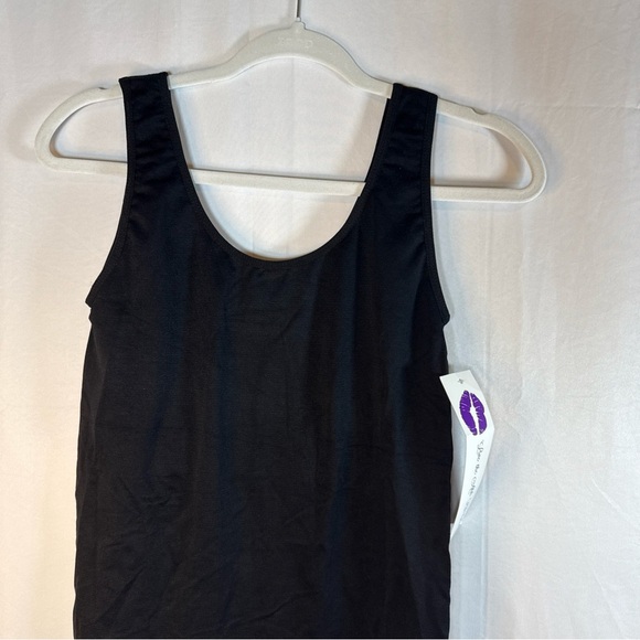 Rhonda Shear Classic Black Tank Top Size 1X NWT Built in bra - Picture 5 of 8